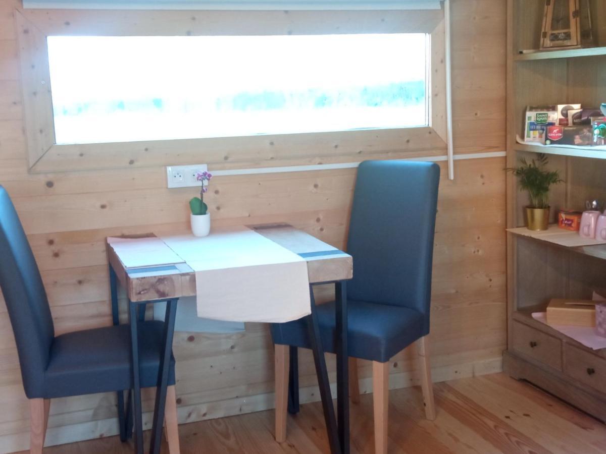 Chambre Studio Photo Chalet Sdb Partagee A Proximite Chavagne Zewnętrze zdjęcie
