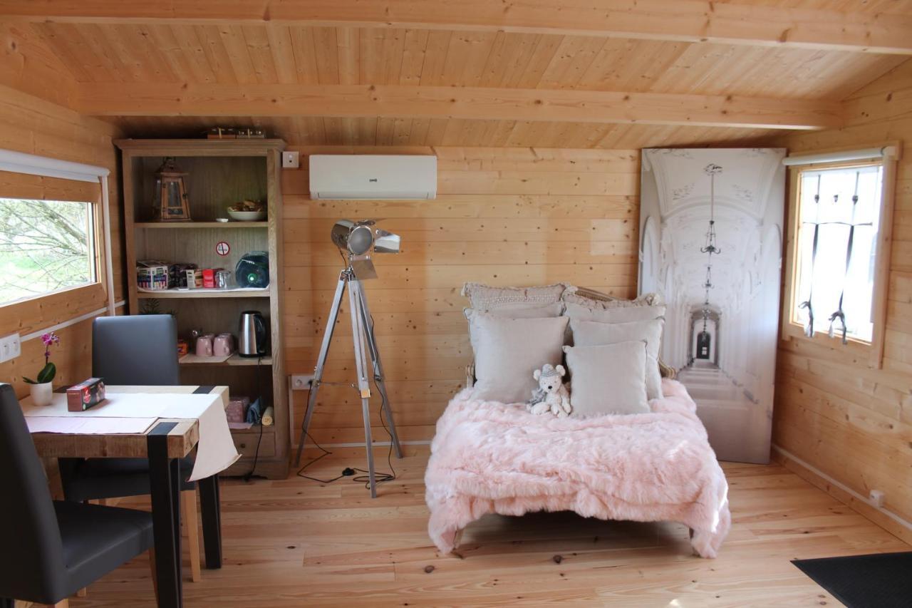 Chambre Studio Photo Chalet Sdb Partagee A Proximite Chavagne Zewnętrze zdjęcie