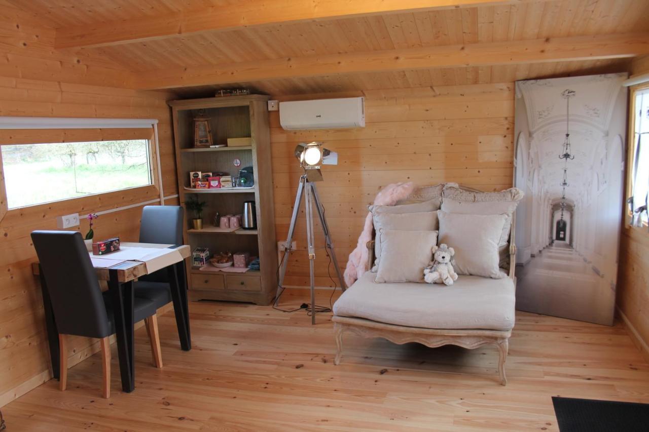 Chambre Studio Photo Chalet Sdb Partagee A Proximite Chavagne Zewnętrze zdjęcie